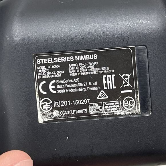 SteelSeries Nimbus Gaming Controller GC-00004 Apple TV/iPhone/iPad/Mac #U5673 - Picture 4 of 5